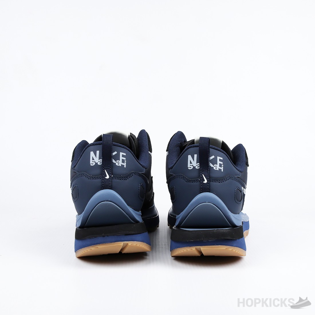 sacai x nike vaporwaffle 3.0